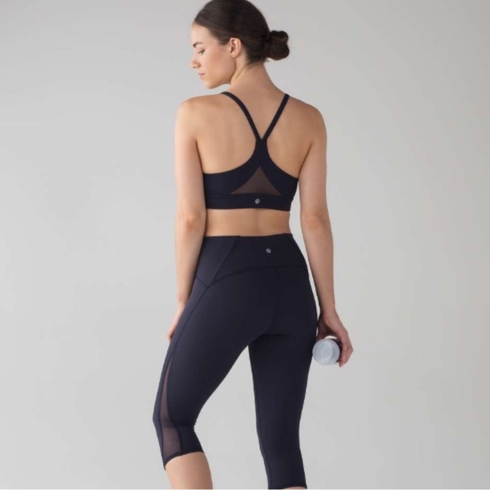 Lululemon Train Times Bra in Navy Size 6